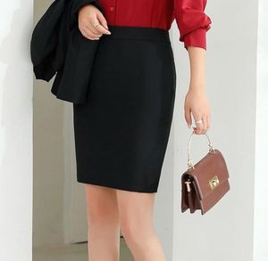 H&M Classic Black Pencil Skirt