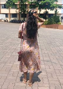 Chic Floral Print Wrap Dress