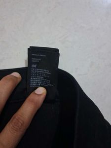 Black H&amp;M shorts