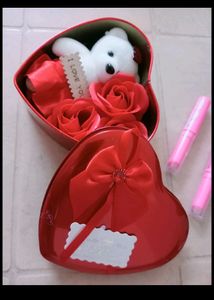 Heart Shape Tin Cute Box For Gift And Showpiece