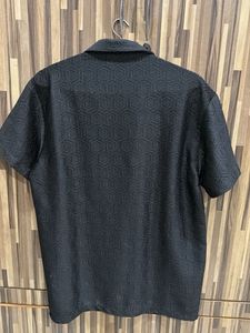 Men's Textured Black Short Sleeve Shirt