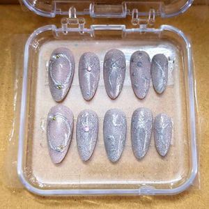 cat eyes Press-On Nails