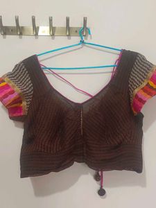 Vibrant Tie-Dye Print saree with stitched blouse