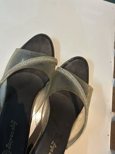 Stylish Clear Band Heels with Rhinestones