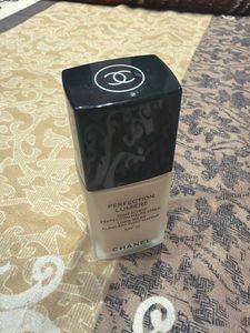 Chanel Perfection Lumiere Foundation