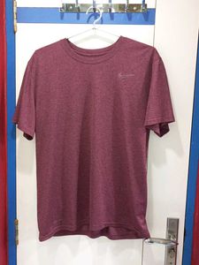 Nike Tshirt Dri fit Sports/Gym XL Size