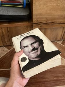 Steve Jobs Biography by Walter Isaacson