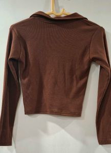 Women Ribbed Regular Fit Crop