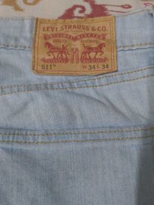 Levis 511- Light Wash Denim jeans