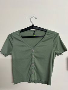 Cute Green Cropped Top with Button Detail
