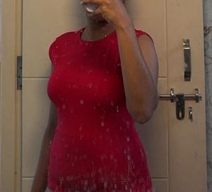 Red Sleeveless Top
