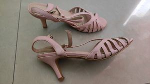 Dressberry Pink Heels