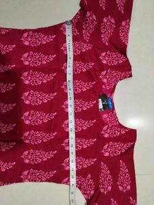 Maroon Printed Kurta with White Pants