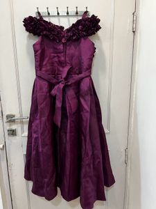 Elegant Off-Shoulder Burgundy Dress