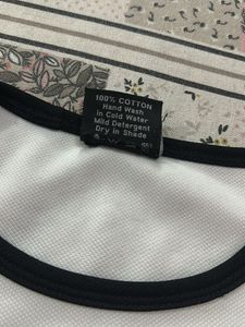 Cute 'Be Happy' T-shirt