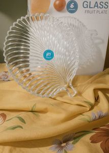 Glass Leaf-Shaped Fruit Plate