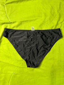 black bikini panty