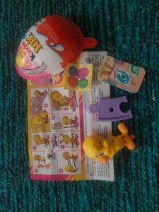 Tweety Bird Toy with Mirror like new just opened