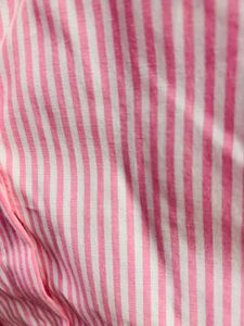 Chic Pink Striped Cropped Shirt
