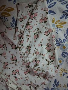 Cute Floral Print Top