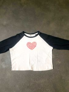 Cute Heart Print Raglan Sleeve Top