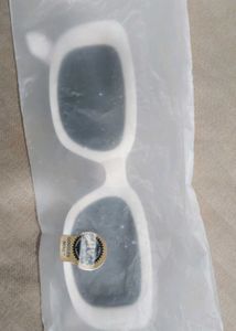 Retro White Frame Sunglasses