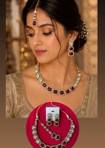 Stunning Indian Jewelry Set