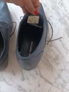 Red Tape Black Leather Dress Shoes