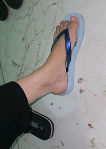 Flight Pack Of 2 Cute Flip Flops - Size 4