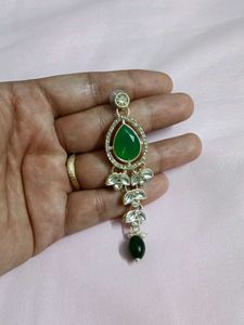 Luxury Emerald Green multy layered necklace