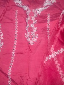 Beautiful Pink Embroidered Kurta