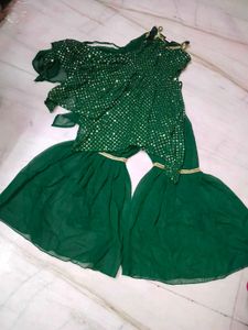 Sparkling Emerald Green Kurta Set