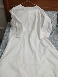 Elegant White Kurta with Decorative Buttons