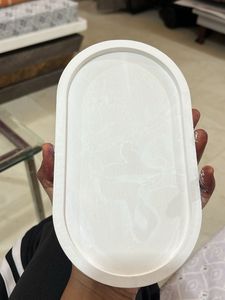 Minimalist Oval Tray