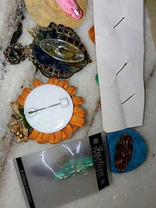all in 300 Assorted Hair Clips &amp; Brooches