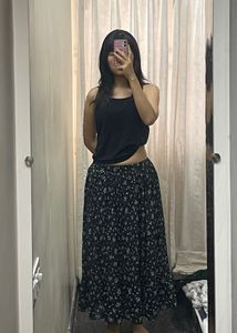 Pinteresty Black Floral Skirt