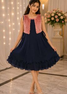 Chic Faux Fur Trimmed Maxi Dress
