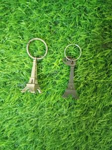 Eiffel Tower Keychains (Set of 2) (freebie)
