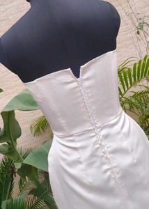 Elegant Strapless White Maxi Dress