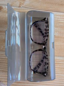 Stylish Leopard Print Glasses with Case
