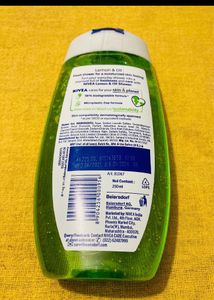 Combo Of Shower Gel And Roll On