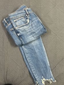 zara women blue denim jeans♥️