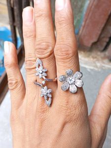 Sparkling Flower & Butterfly Ring