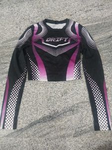 Drift Graphic Long Sleeve Crop Top