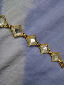 Elegant Gold & Crystal Bracelet