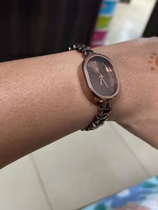 Elegant brown oval  Tone Watch