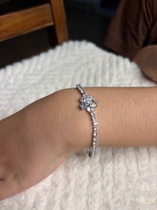Sparkling Flower Tennis Bracelet