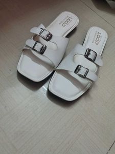 Stylish White Double Buckle Slides🤞🤞
