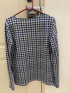Houndstooth Print Long Sleeve Top