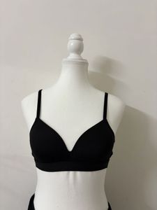 Comfortable Black Bra ✨ ( seamless)